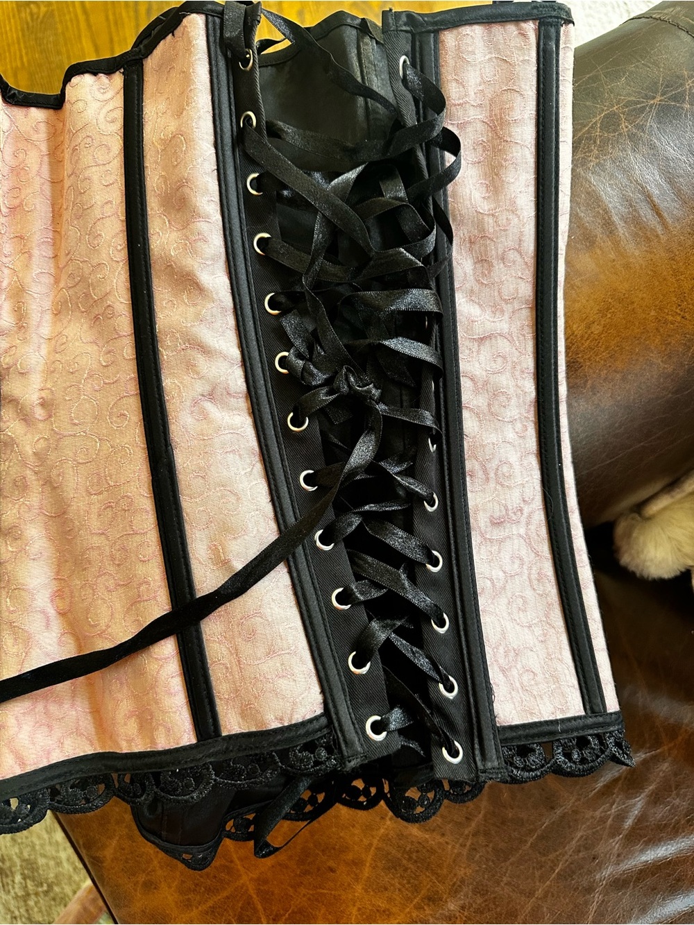 Pink and Black Lace-Up ribbed Corset Waist Cincher - Picture 4 of 9